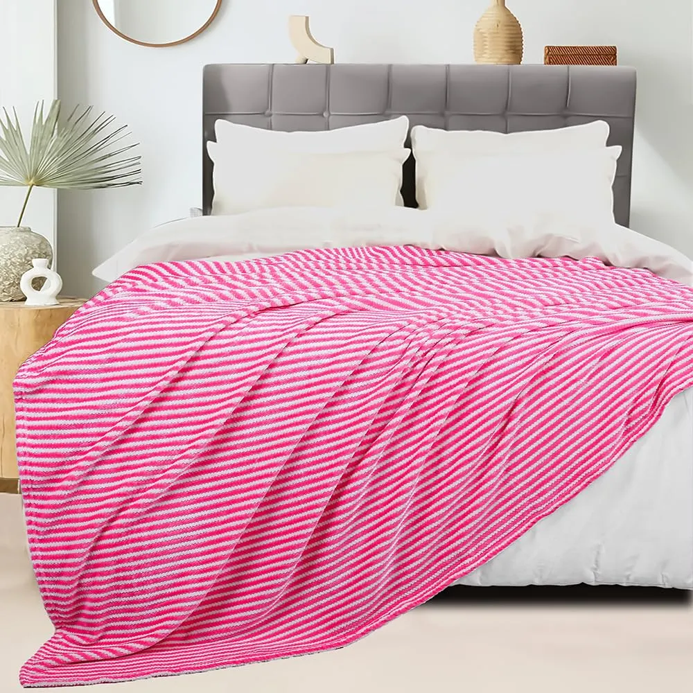 BSB HOME® Premium Plush Single Blanket | 300 GSM Lightweight Cozy Ultrasoft for Bed, Sofa, Travel & Camping| 228x152 cm |Pink & White